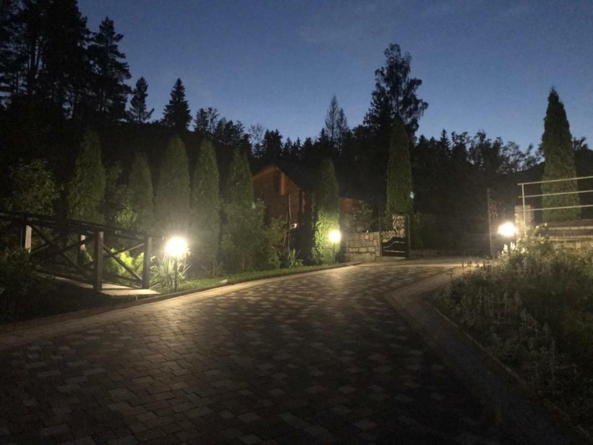 Villa Medova Kossiw Exterior foto